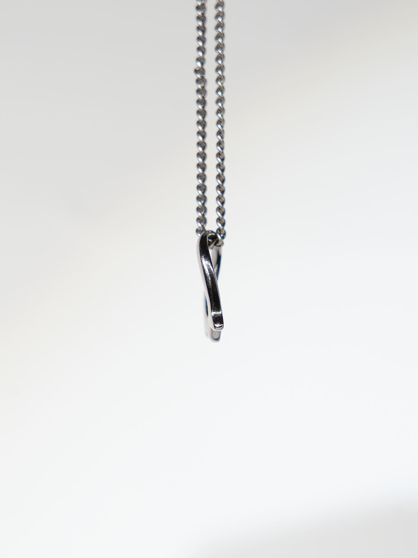 Tantalum Möbius 3-in-1 Pendant & Titanium Necklace – Finished Jewelry